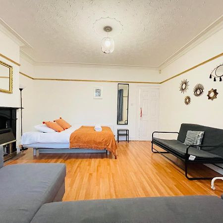 Fishponds Lodge Бристоль Екстер'єр фото