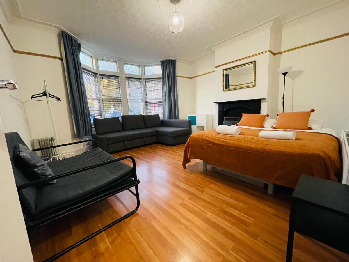 Fishponds Lodge Бристоль Екстер'єр фото