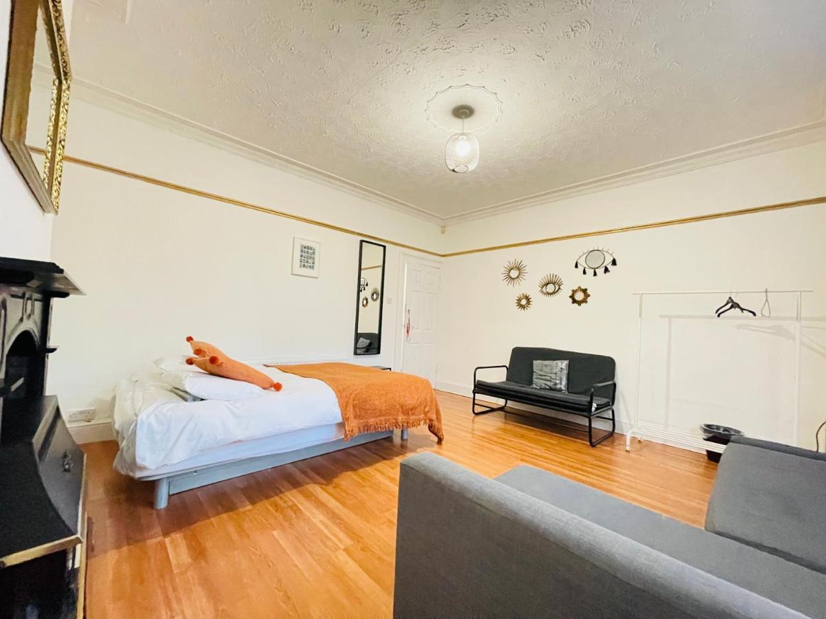 Fishponds Lodge Бристоль Екстер'єр фото